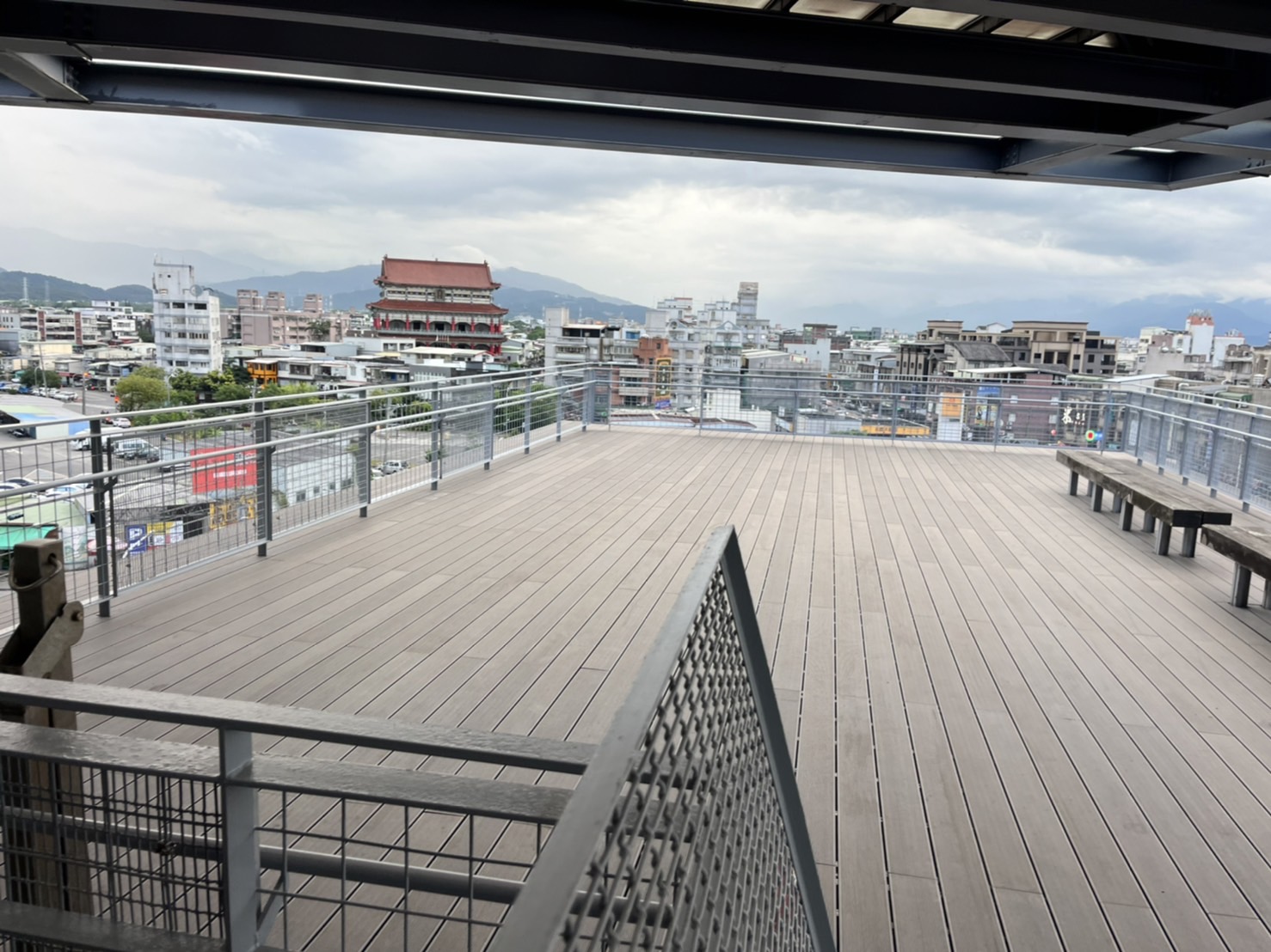 塑木地坪-空心面板(雲峰紋)